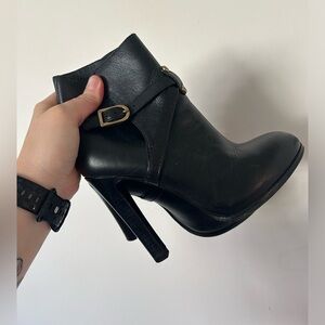 Tory Burch "Dorese" Leather High Heel Ankle Bootie Boots Black SZ 5-1/2